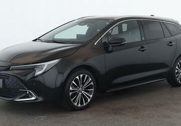 Toyota Corolla 40.900 km 26.884 &euro; Düsseldorf 40233