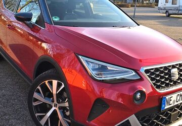 Seat Arona 2.850 km 22.900 &euro; Neuss 41472