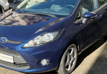 Ford Fiesta 91.500 km 4.750 &euro; Mettmann Stadtwald Bahnhof 40822