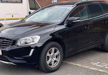 Volvo XC60 140.450 km 13.490 &euro; Düsseldorf 40233