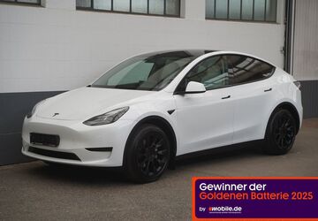 Tesla Model Y 41.521 km 33.450 &euro; Mönchengladbach 41236