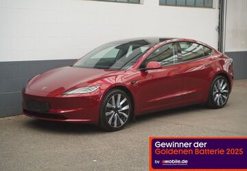 Tesla Model 3 17.315 km 35.950 &euro; Mönchengladbach 41236
