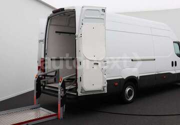 IVECO Daily 28.050 km 28.548 &euro; Mönchengladbach 41066