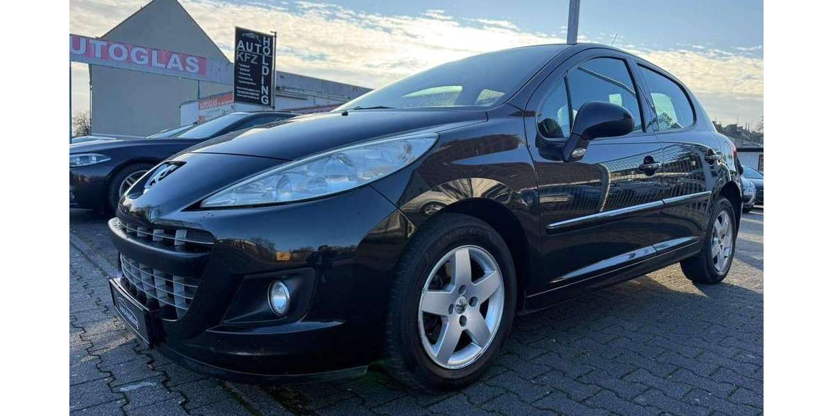 Peugeot 207 152.000 km 3.950 &euro; Mönchengladbach 41065