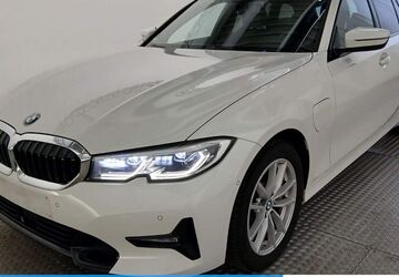 BMW 330 67.999 km 27.450 &euro; Mülheim 45472