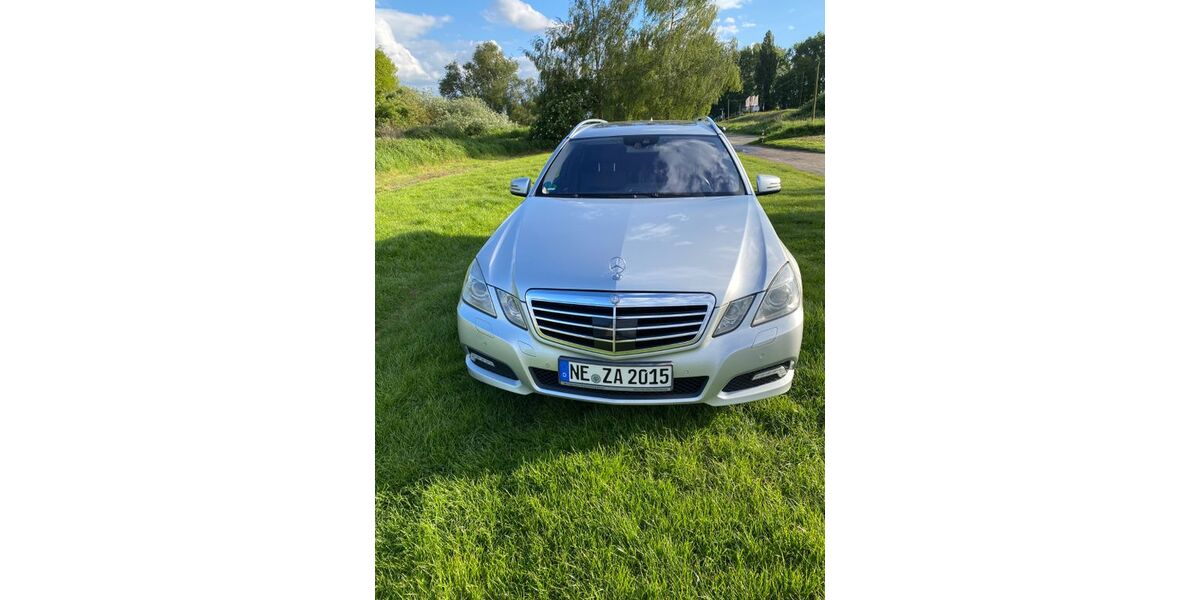 Mercedes-Benz E 350 221.000 km 7.990 &euro; Meerbusch 40668