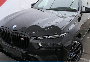 BMW X7 M60 26.096 km 97.770 &euro; Mülheim 45472