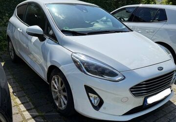 Ford Fiesta 84.000 km 11.900 &euro; Haan 42781