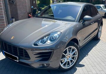 Porsche Macan 99.231 km 34.900 &euro; Nettetal 41334