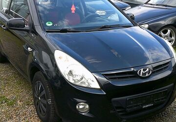 Hyundai i20 168.700 km 2.700 &euro; Grevenbroich 41516