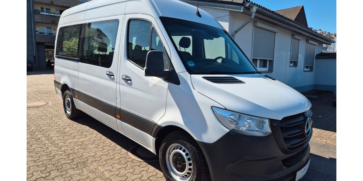 Mercedes-Benz Sprinter 175.000 km 26.850 &euro; Düsseldorf 40591