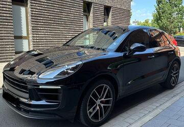 Porsche Macan 130.000 km 49.200 &euro; Düsseldorf 40549