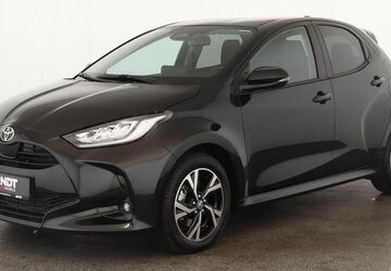 Toyota Yaris 13.000 km 22.184 &euro; Düsseldorf 40233